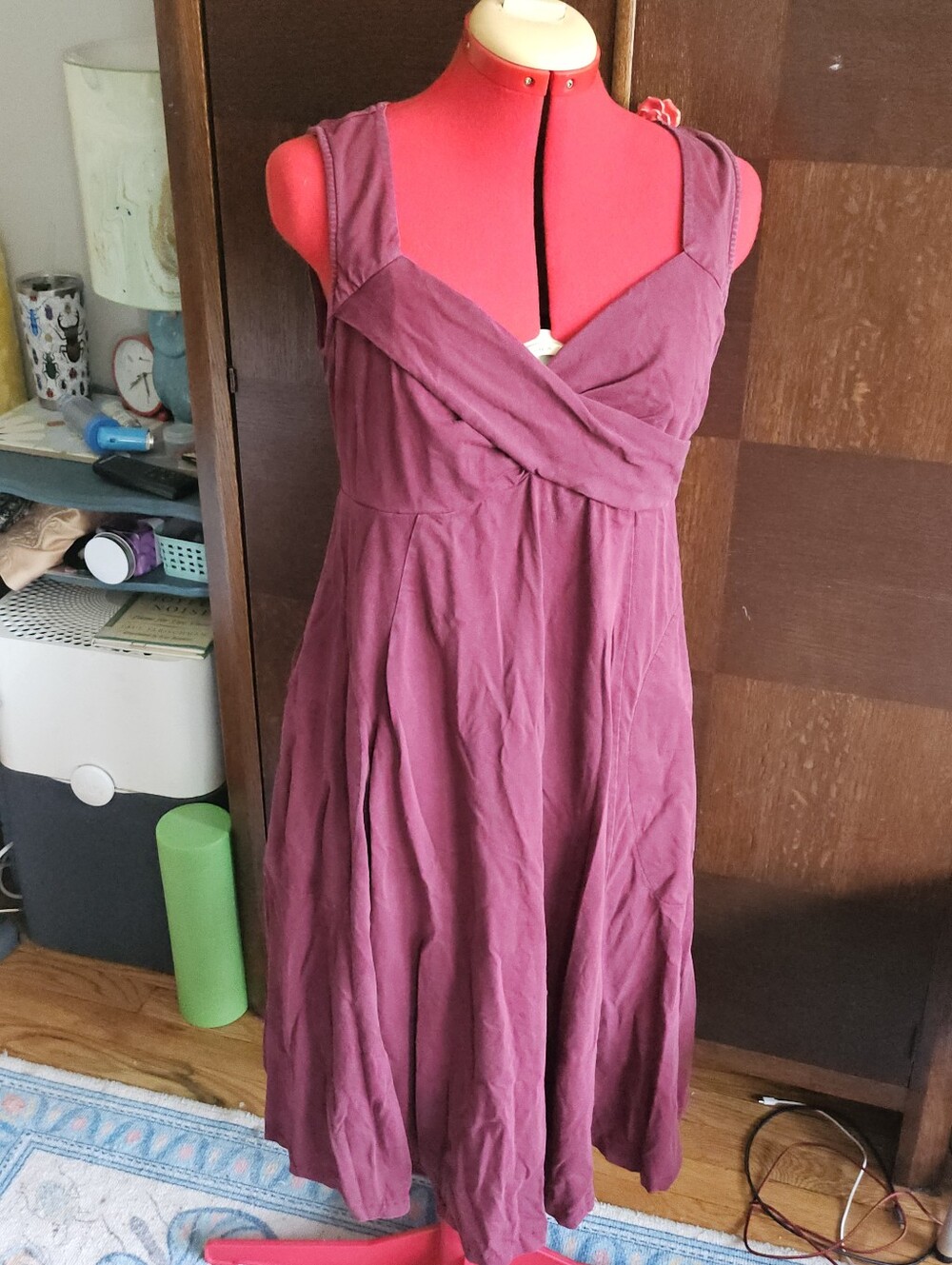eshakti Sleeveless Faux Wrap-Front Women’s Dress in Burgundy